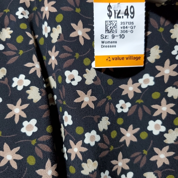 Thrifted Dress - Picture 2 of 2